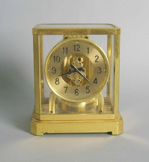 Le Coultre Atmos clock, 9 1/4'' h., 7 1/2'' w.: Le Coultre Atmos clock, 9 1/4'' h., 7 1/2'' w.