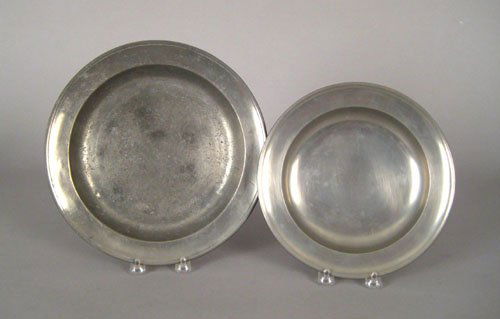 Two Connecticut pewter deep dishes, ca. 1835, b: Two Connecticut pewter deep dishes, ca. 1835, bearing the touch of Thomas Boardman, 11'' dia. and 9 1/4'' dia.