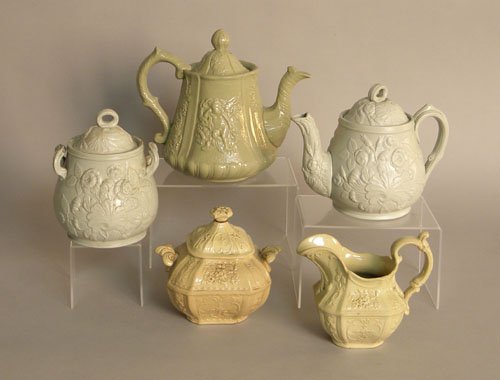 Five English salt glaze teawares, 19th c.