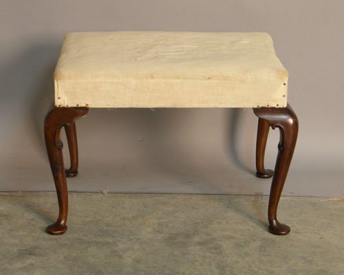 Georgian style footstool, 15'' h., 23'' w., 17'' d: Georgian style footstool, 15'' h., 23'' w., 17'' d.