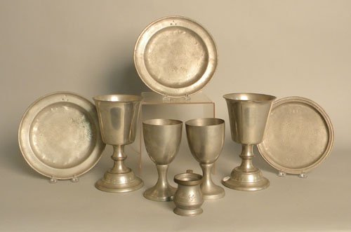 Pewter tablewares to include two pair of chalices: Pewter tablewares to include two pair of chalices, three plates, and a measure.