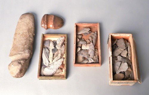 Group of Native American spear points, ax heads, : Group of Native American spear points, ax heads, etc.