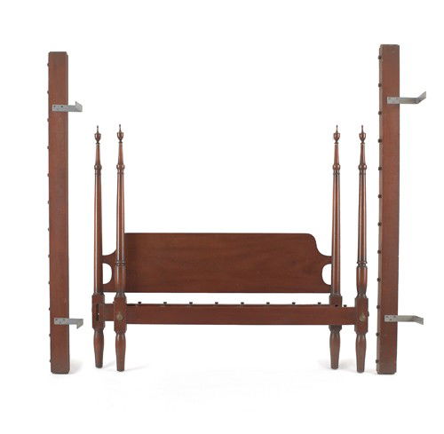 Kittinger mahogany tall post bed, 59 1/2'' h., 72': Kittinger mahogany tall post bed, 59 1/2'' h., 72'' w., 59'' d.