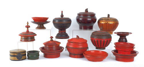 Lot of Southeast Asian turned wooden boxes and bo: Lot of Southeast Asian turned wooden boxes and bowls, approx. seventeen pcs.