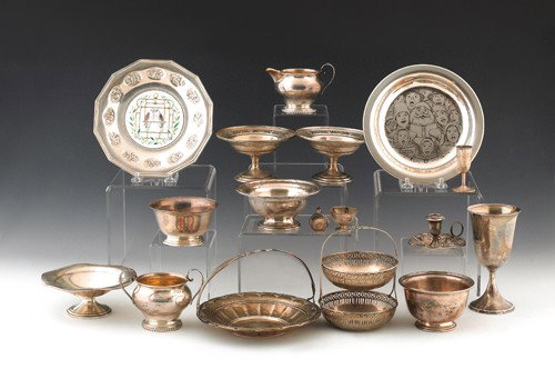 Group of sterling silver tablewares, 61.9 ozt.