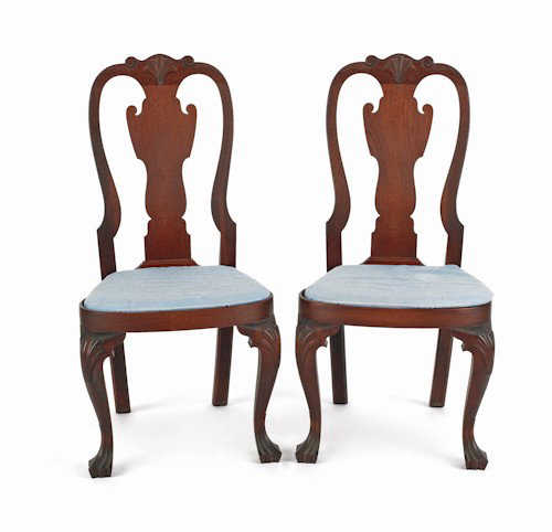 Pair of Queen Anne style walnut compass seat dini: Pair of Queen Anne style walnut compass seat dining chairs.