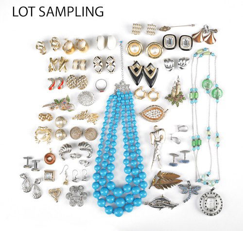 Vintage jewelry, to include Napier, Trifari, Coro: Vintage jewelry, to include Napier, Trifari, Coro, etc.