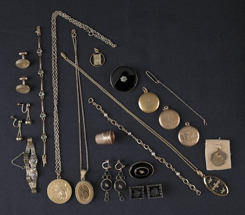Group of gold-filled jewelry, to include lockets,: Group of gold-filled jewelry, to include lockets, earrings, charms, cuff links, chains, etc.