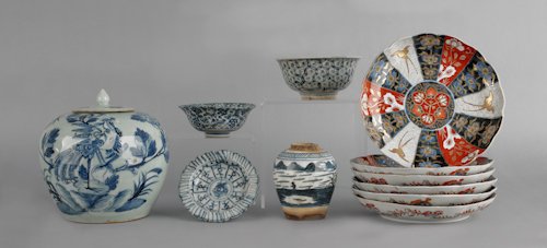 Six Imari shallow bowls, 8 1/2'' dia., together wi: Six Imari shallow bowls, 8 1/2'' dia., together with five other blue and white porcelain tableware.