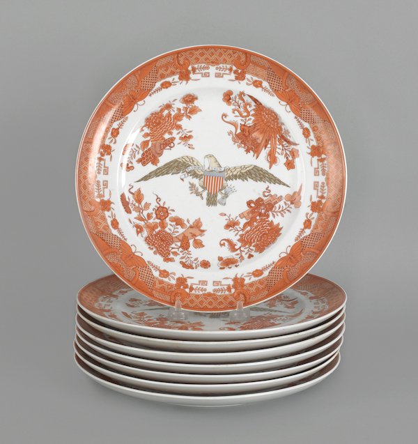 Set of eight Mottahedeh orange Fitzhugh porcelain: Set of eight Mottahedeh orange Fitzhugh porcelain plates, 10'' dia.