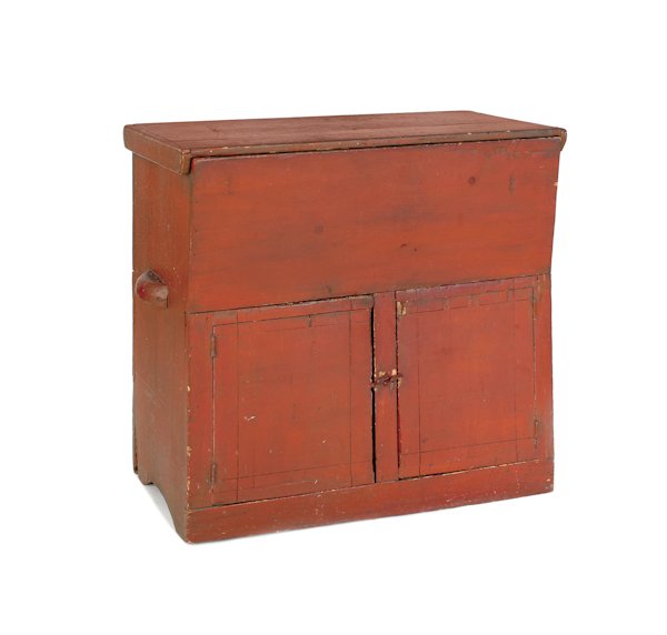New England painted pine dough box cupboard, earl: New England painted pine dough box cupboard, early 19th c., 32'' h., 35 1/2'' w.