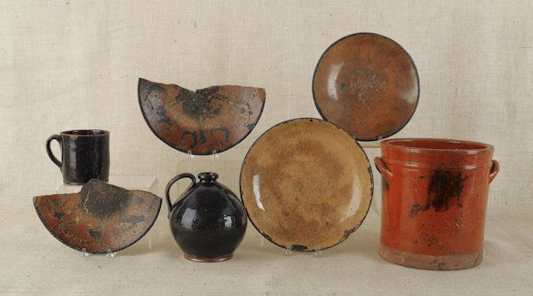 Group of miscellaneous redware, 19th c., 6 pcs.: Group of miscellaneous redware, 19th c., 6 pcs.