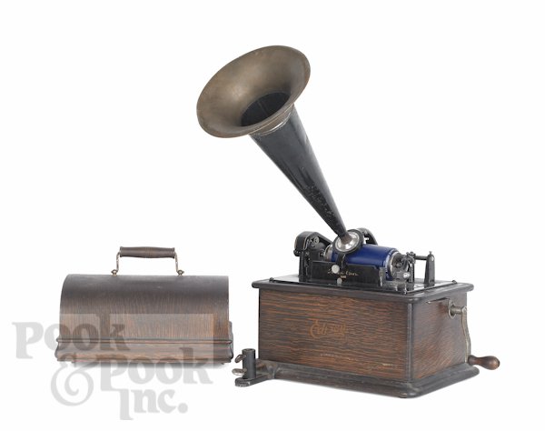 Oak Edison Victrola, model H, with a tin horn.: Oak Edison Victrola, model H, with a tin horn.