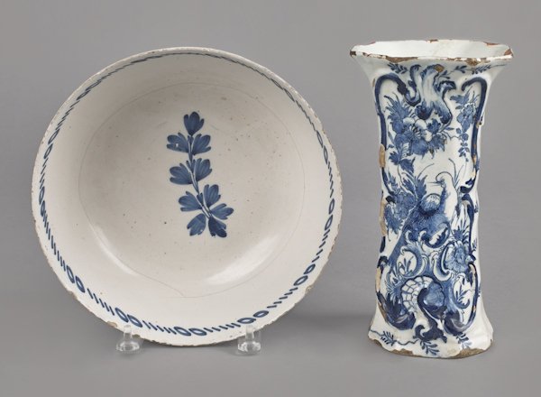 Delft blue and white bowl, 4'' h., 10 1/2'' dia., t: Delft blue and white bowl, 4'' h., 10 1/2'' dia., together with a garniture vase, 18th c., 10 1/4'' h.