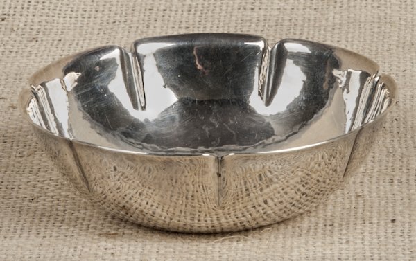 Art Nouveau sterling silver bowl by Joel F. Hewes: Art Nouveau sterling silver bowl by Joel F. Hewes, Titusville, Pennsylvania, 1 3/8'' h., 4 1/2'' dia., 4.9 ozt.