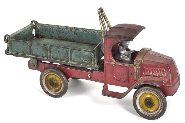 Kenton cast iron Mack dump truck, 11'' l.: Kenton cast iron Mack dump truck, 11'' l.