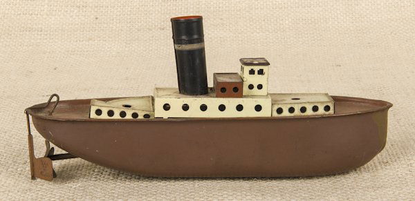 German tin clockwork ocean liner, 8'' l.: German tin clockwork ocean liner, 8'' l.