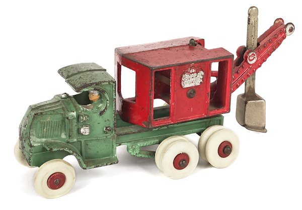 Hubley large cast iron General digger truck, 10: Hubley large cast iron General digger truck, 10'' l.