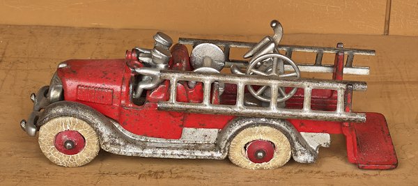 Hubley cast iron ladder truck, 11'' l.: Hubley cast iron ladder truck, 11'' l.