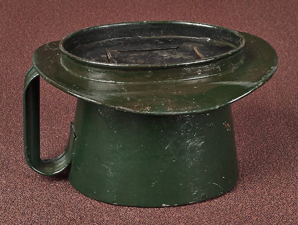 Painted tin top hat still bank, 4 1/4'' h.: Painted tin top hat still bank, 4 1/4'' h.