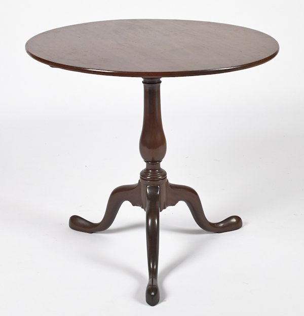 Queen Anne mahogany tea table, ca. 1760, 28 1/4'': Queen Anne mahogany tea table, ca. 1760, 28 1/4'' h., 31'' w.