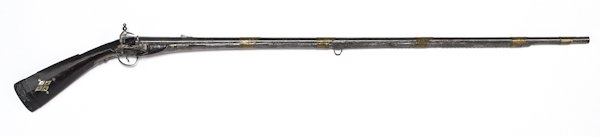Two Middle Eastern flintlock rifles, 18th/19th c.: Two Middle Eastern flintlock rifles, 18th/19th c., with brass mounts and mother of pearl inlay, 58 1/2'' l. and 61 1/2'' l., together with a similar blunderbuss, 33 1/4'' l.