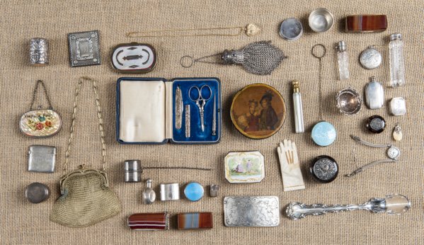 Collection of small boxes, to include a card case: Collection of small boxes, to include a card case, a snuff bottle, pill boxes, a vinaigrette, and many sterling examples.