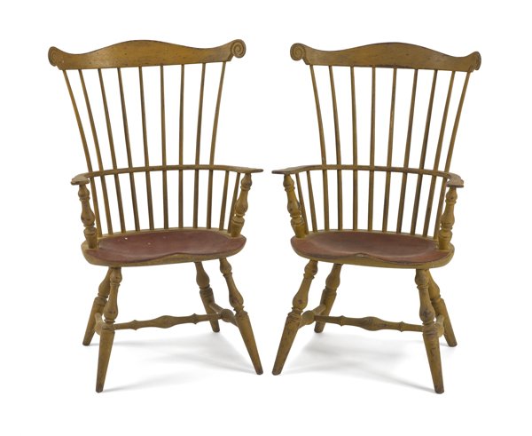 Pair of child's fanback Windsor armchairs, 20th c: Pair of child's fanback Windsor armchairs, 20th c.