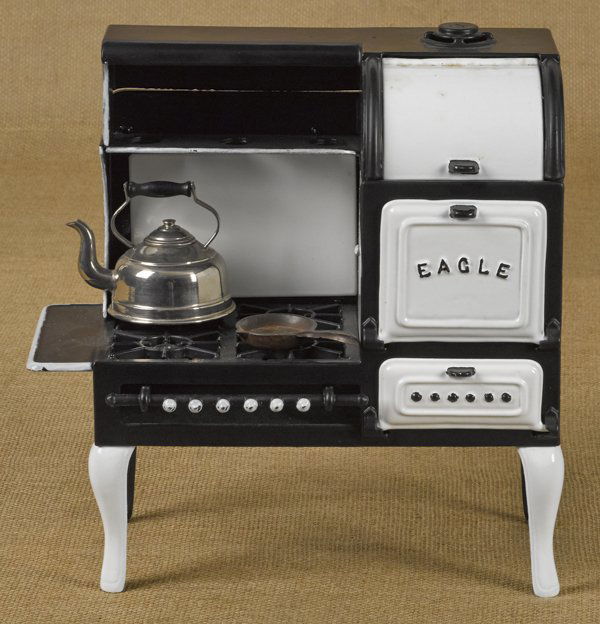 Hubley cast iron Eagle toy gas stove with a tea Jul 15, 2014 Pook