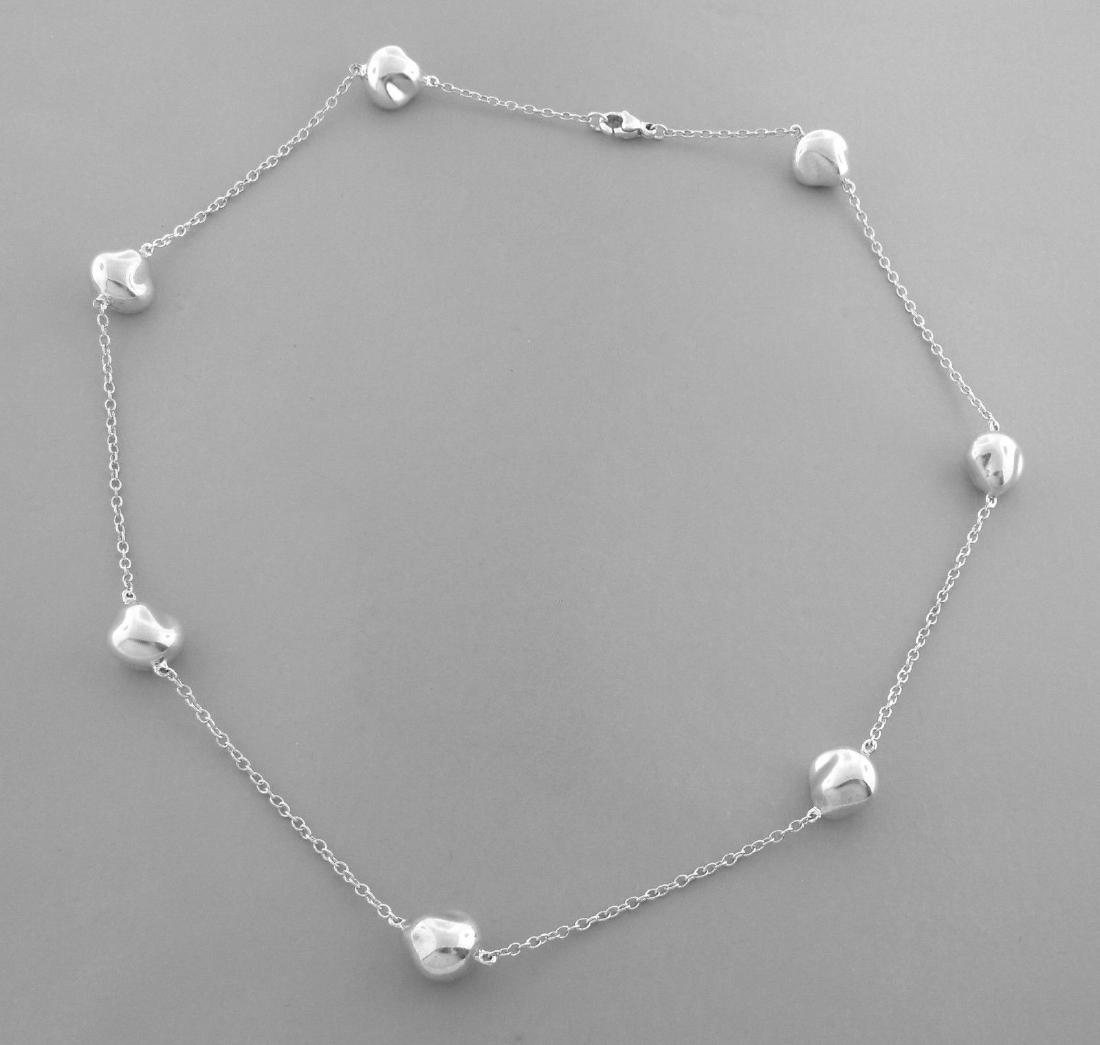 TIFFANY & Co. STERLING SILVER NUGGET BEAN NECKLACE (1 of 2)