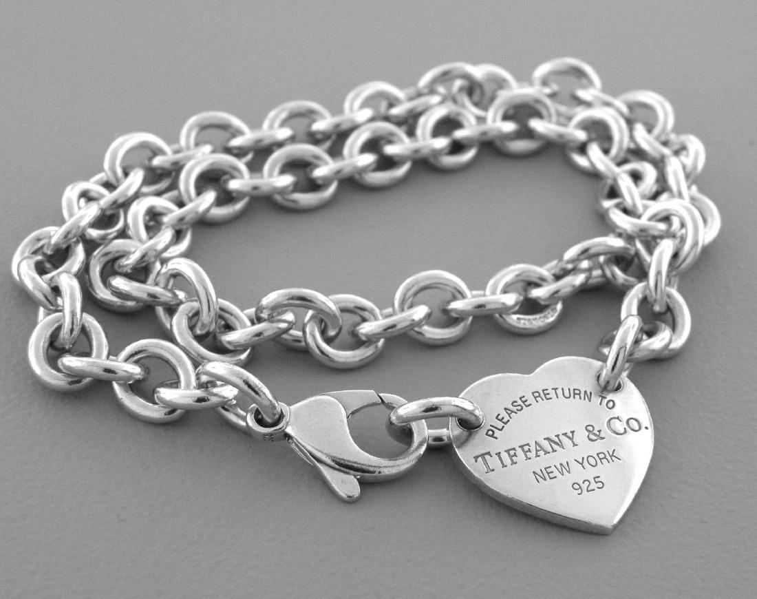 TIFFANY & CO STERLING SILVER HEART TAG NECKLACE (1 of 2)