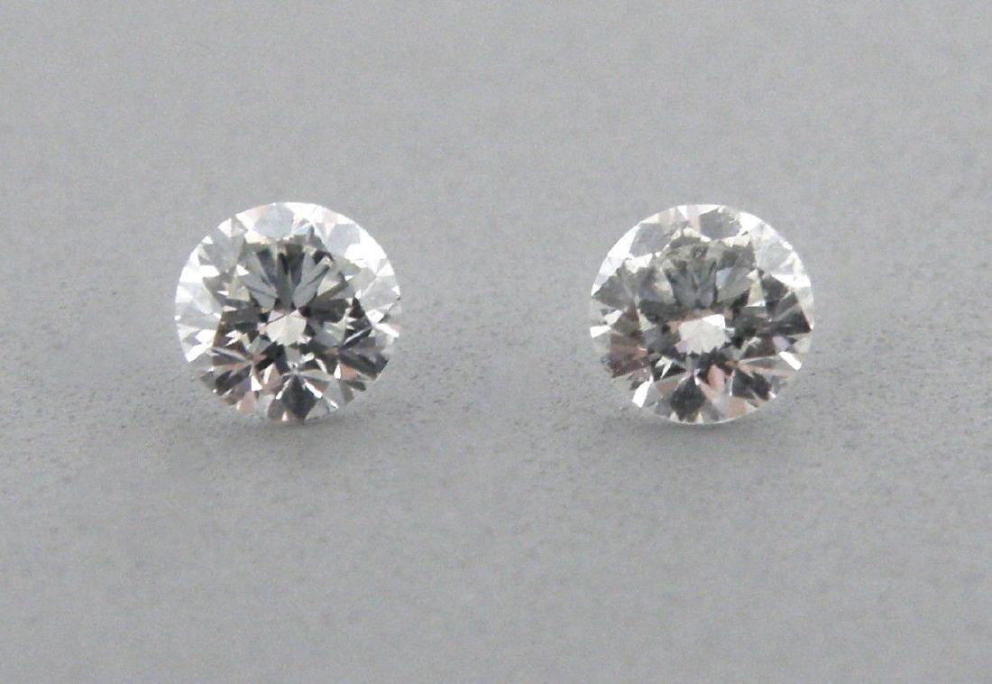 3.9mm MATCHING PAIR BRILLIANT ROUND DIAMOND G VS2 (1 of 1)