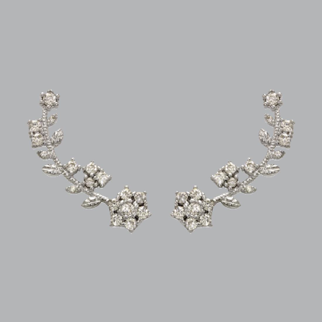 14K WHITE GOLD LADIES FANCY CRAWLER FLOWER BRANCH CZ (1 of 2)