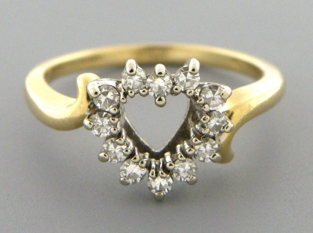 VINTAGE 14K YELLOW GOLD DIAMOND HEART LADIES RING (1 of 2)