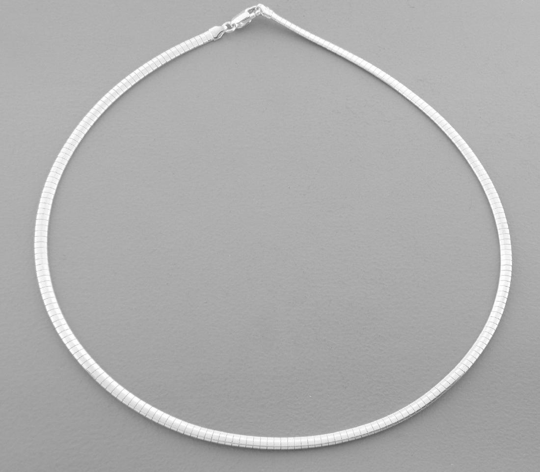 STERLING SILVER HEAVY DOMED OMEGA CHOKER NECKLACE: Necklace measures 18" Long x 3.5mm Wide Sterling silver chain New in Excellent condition Stamped 925 ITALY Total weight 13.6 grams
