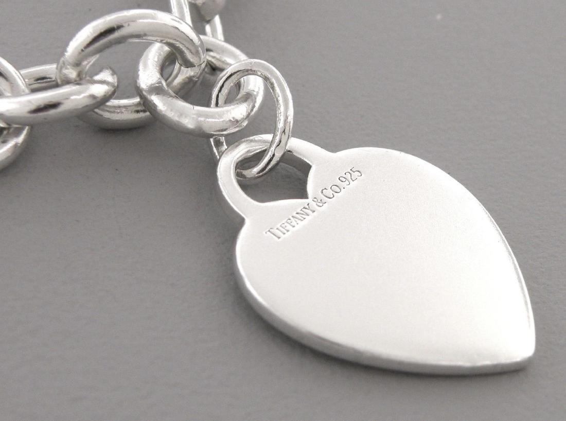 AUTHENTIC TIFFANY & Co. STERLING SILVER HEART BRACELET (1 of 2)