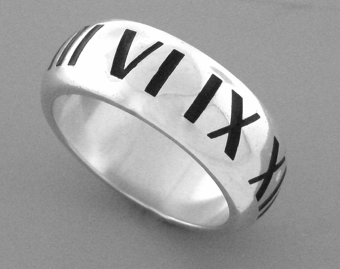 TIFFANY & Co. STERLING SILVER ATLAS ENAMEL RING 8 (1 of 2)