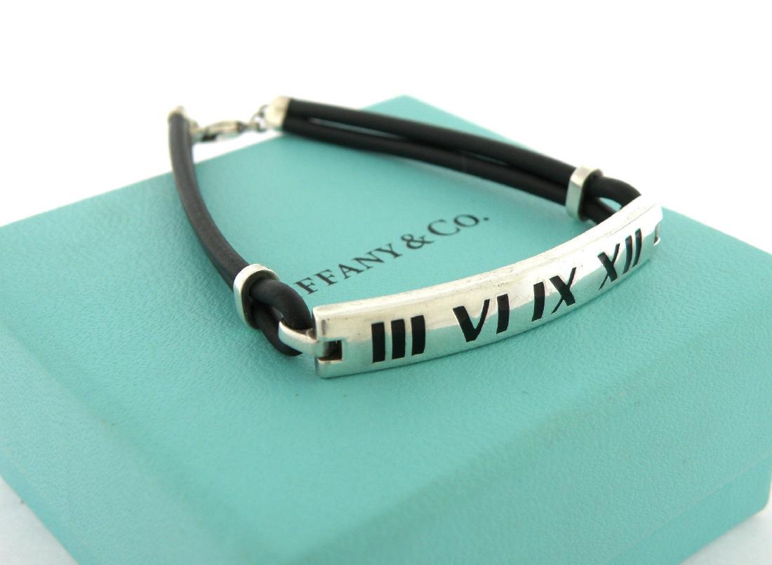 TIFFANY & Co. STERLING SILVER RUBBER ATLAS BRACELET (1 of 2)