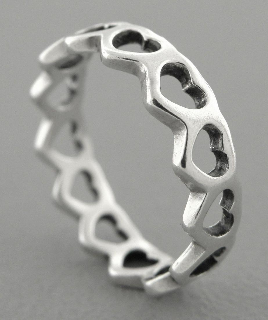 James avery deals eternal band