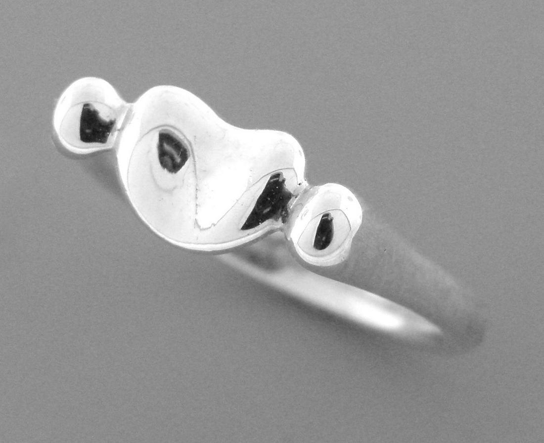 TIFFANY & Co. STERLING SILVER PERETTI BEAN RING (1 of 2)