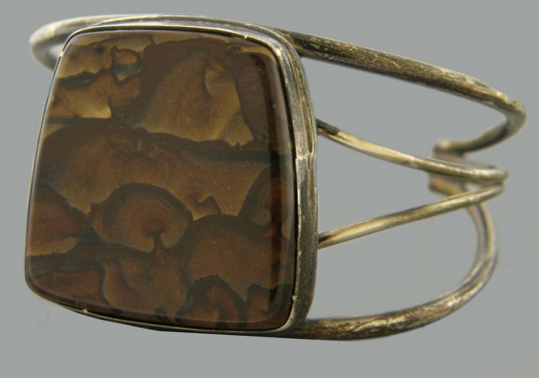 VINTAGE BEAUTIFUL STERLING SILVER BROWN AGATE CUFF (1 of 2)