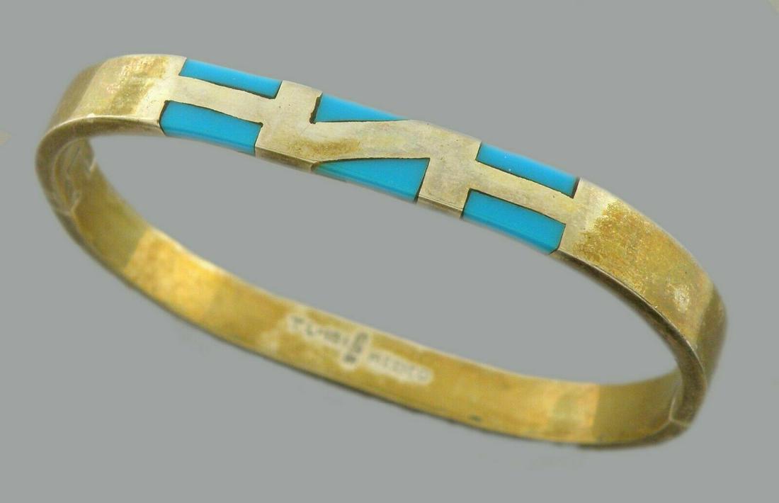 VINTAGE STERLING INLAID TURQUOISE BANGLE BRACELET (1 of 2)