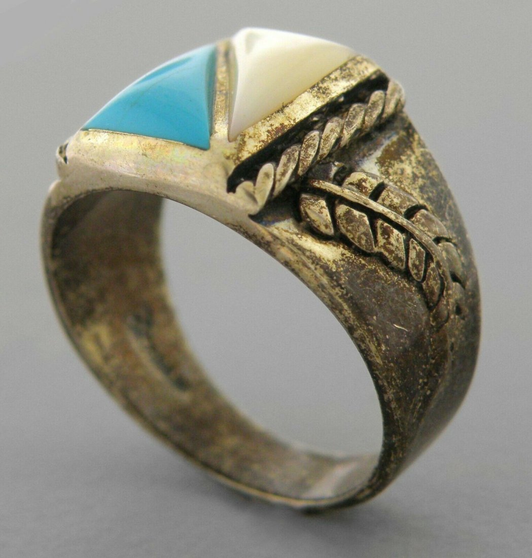 VINTAGE SOUTHWESTERN SILVER CLOUD STERLING RING (1 of 2)