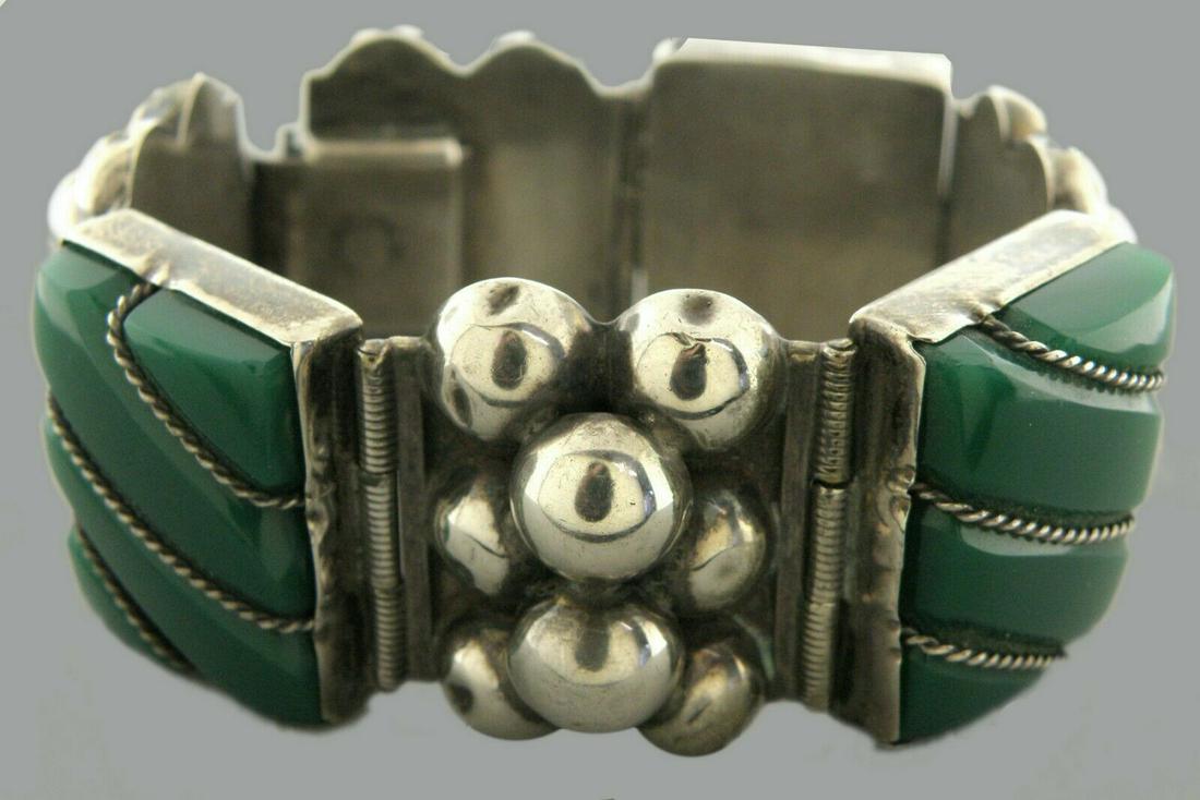 VINTAGE STERLING SILVER GREEN ONYX LARGE BRACELET MEXCO (1 of 2)