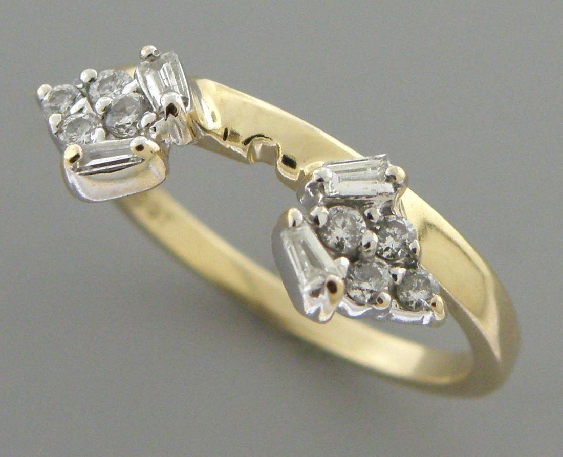 VINTAGE 14K YELLOW GOLD DIAMOND LADIES ENGAGEMENT RING (1 of 2)