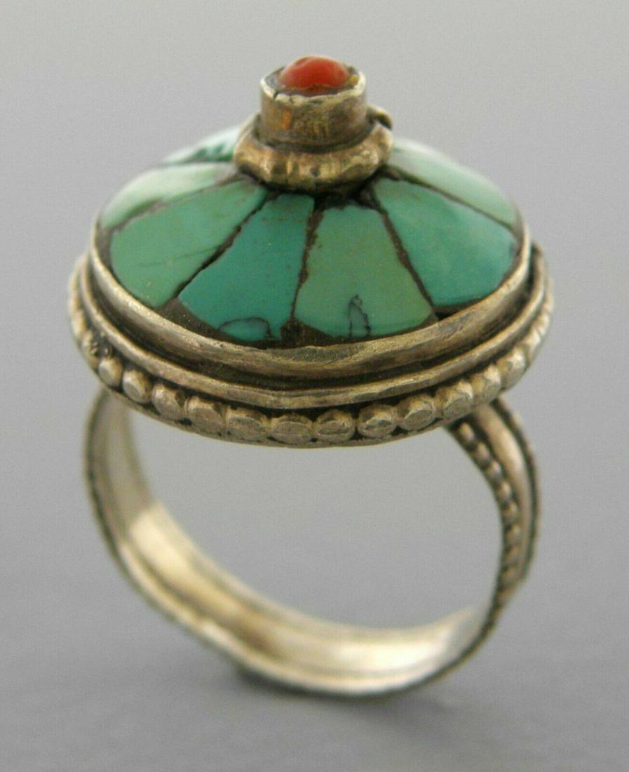 VINTAGE STERLING SILVER TURQUOISE CORAL DOME RING (1 of 2)