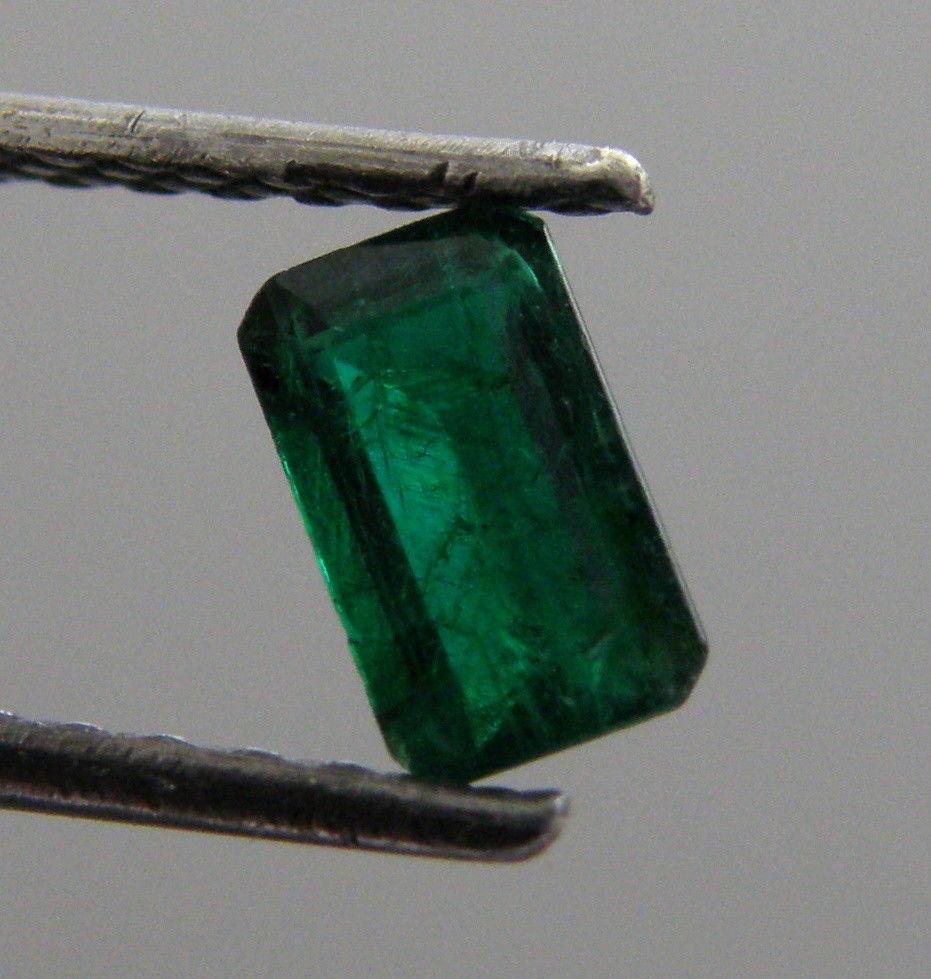 0.29ct NATURAL COLOMBIAN GREEN EMERALD EMERALD CUT 5x3 (1 of 2)
