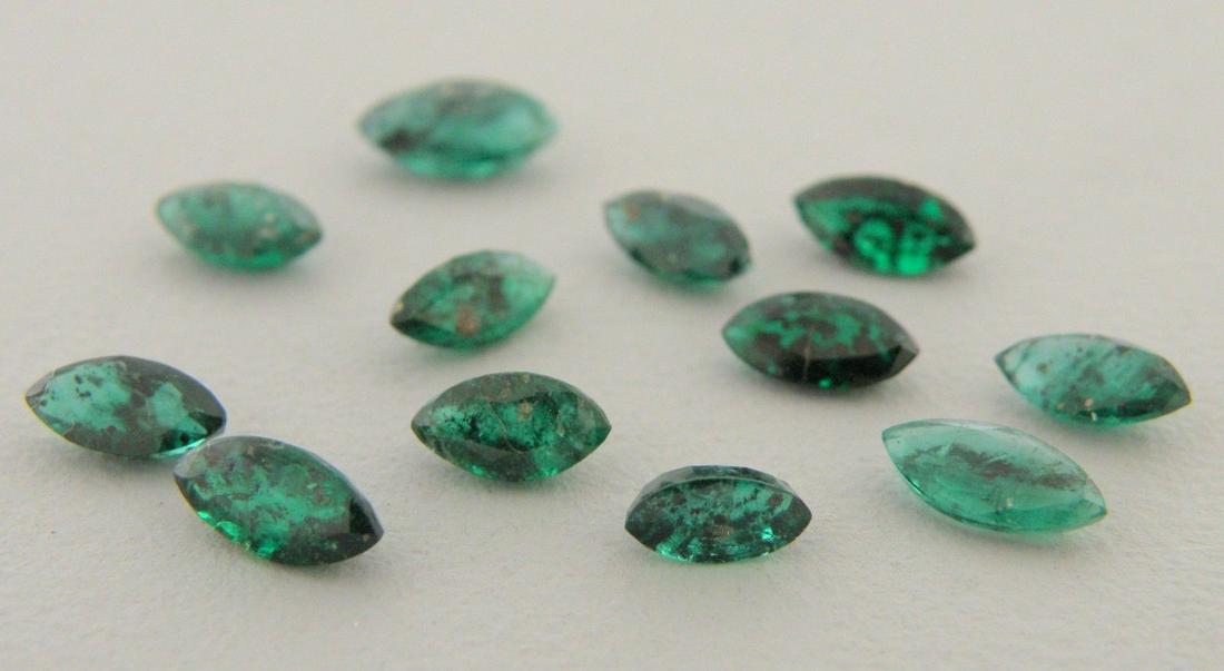 LOT NATURAL OVAL CUT GREEN EMERALDS 5.07ct MARQUISE CUT (1 of 2)