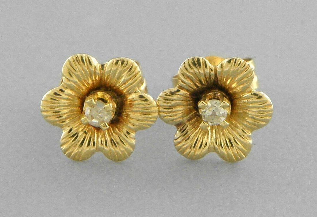 14K YELLOW GOLD DIAMOND FLOWER STUDS EARRINGS GIRLS (1 of 2)