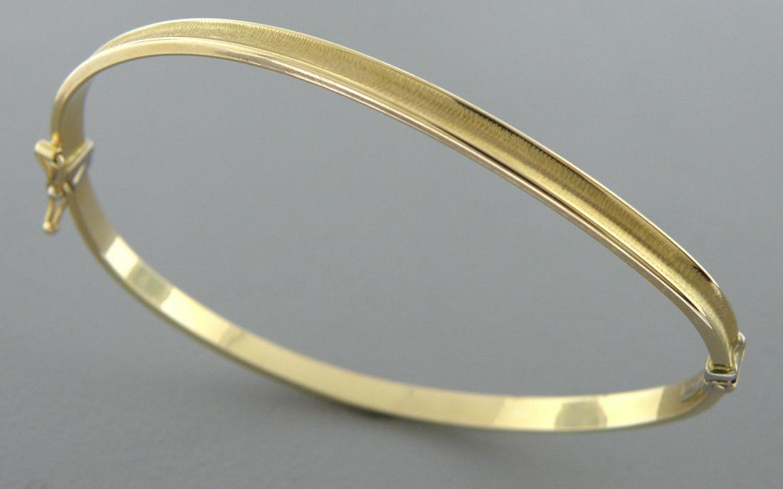 NEW 14K YELLOW GOLD LADIES TWIST BANGLE BRACELET ITALY (1 of 2)